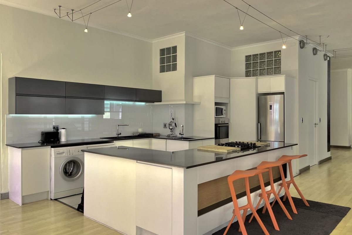 260m2 Blank Canvas  - Rare Residential and Commercial Rights - CBD Core - Photo 4