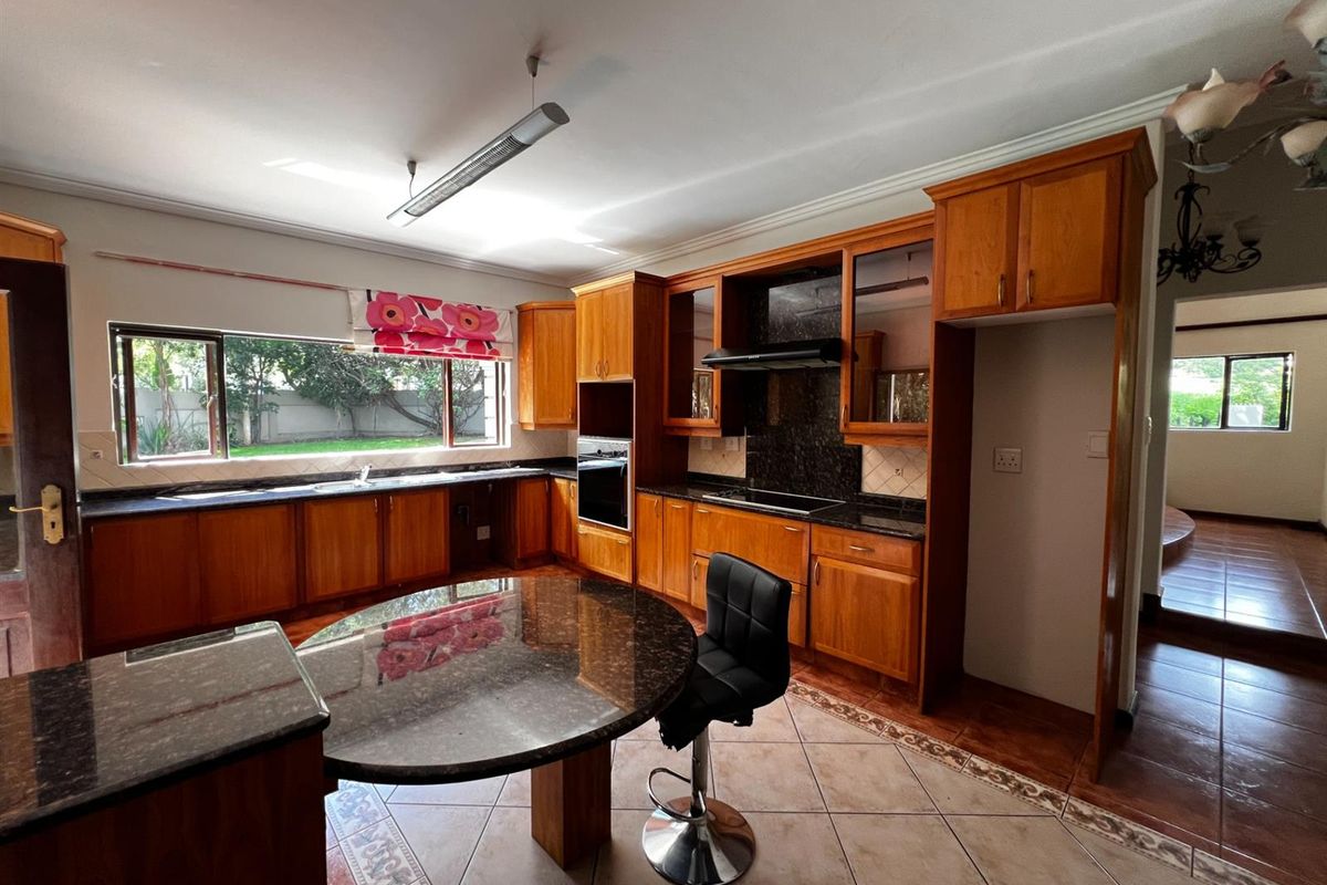 House To Rent in Blue Valley Golf Estate, Centurion - Photo 4