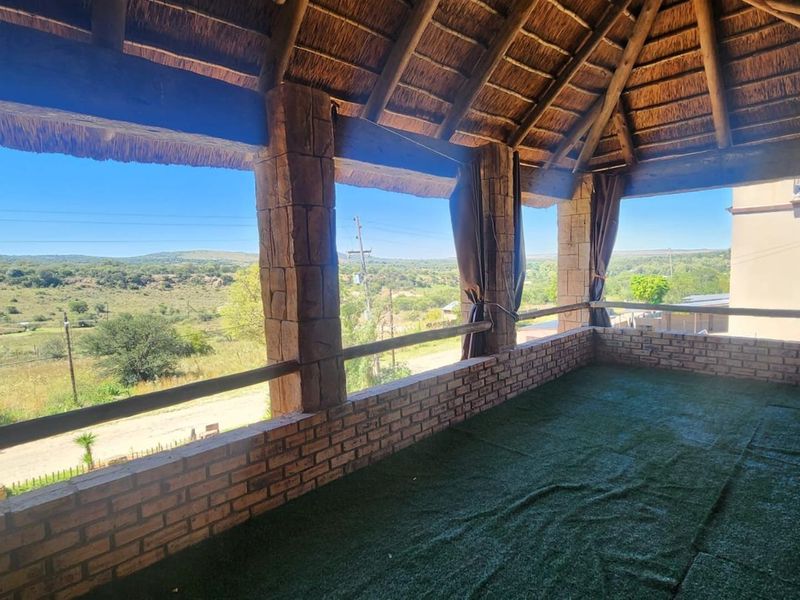 House with River View For Sale in Vaaloewer, Vanderbijlpark - Photo 8
