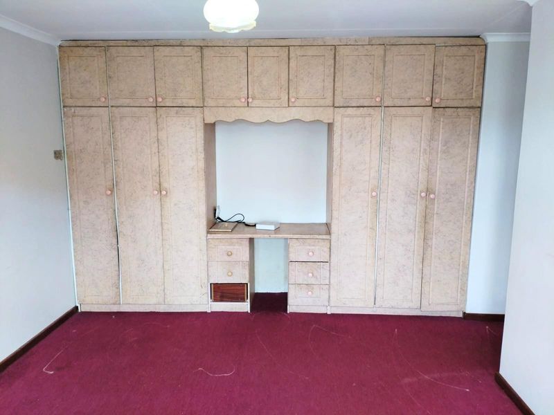 House For Sale in Bluewater Bay, Port Elizabeth - Photo 4