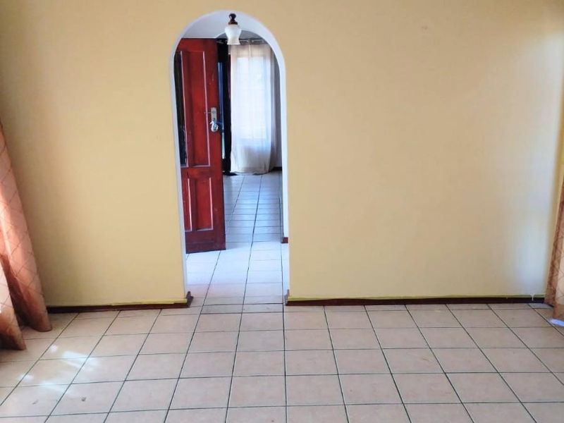 House For Sale in Bluewater Bay, Port Elizabeth - Photo 5