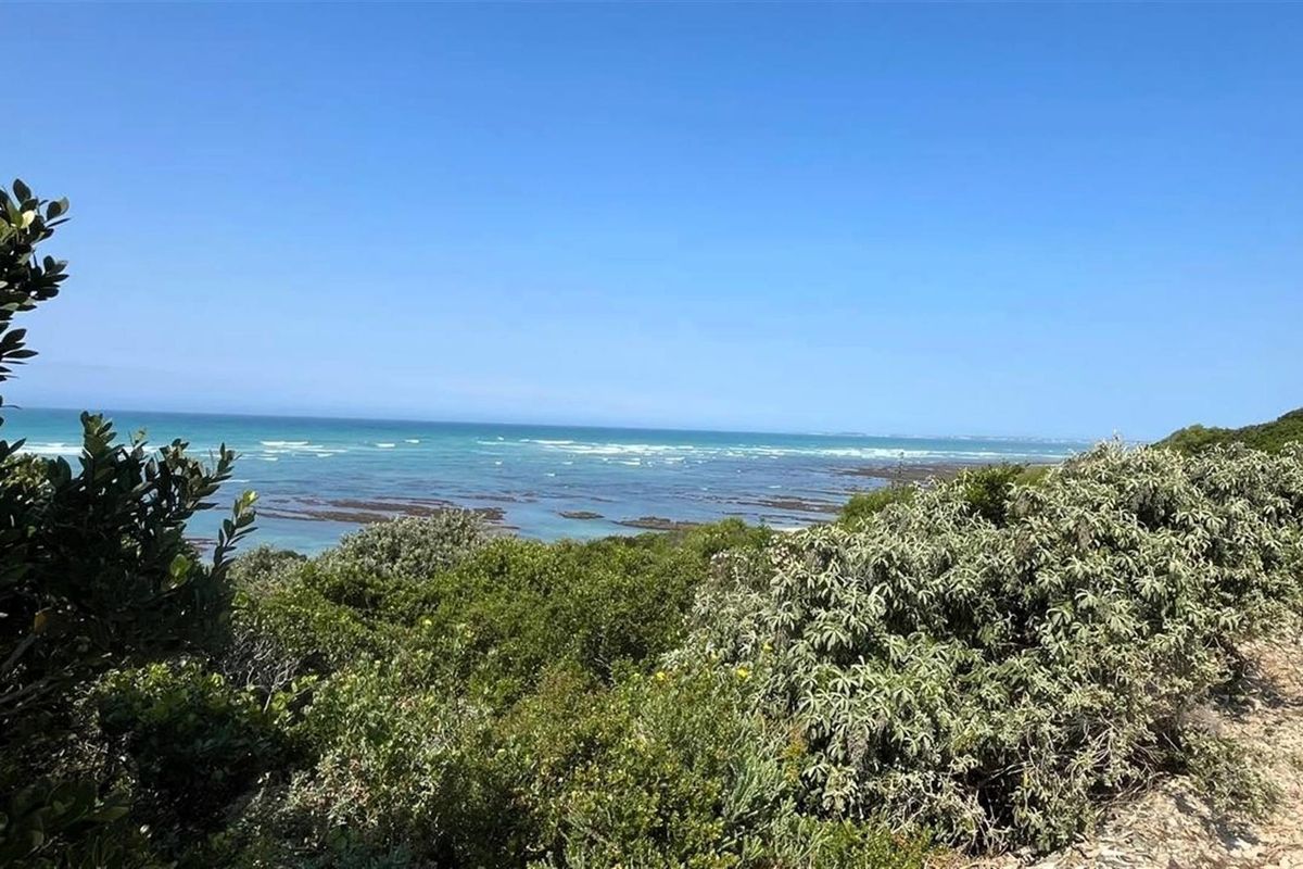 Prime 851sqm Sea View Stand in Paradise Beach | Build Your Dream Coastal Home - Photo 3