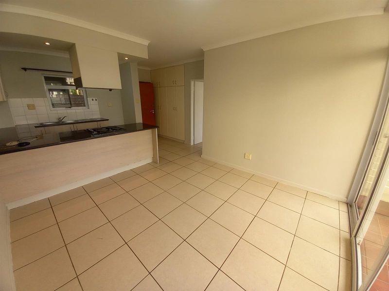 Secure Modern Convenient and Affordable Gateway Apartment - Photo 8