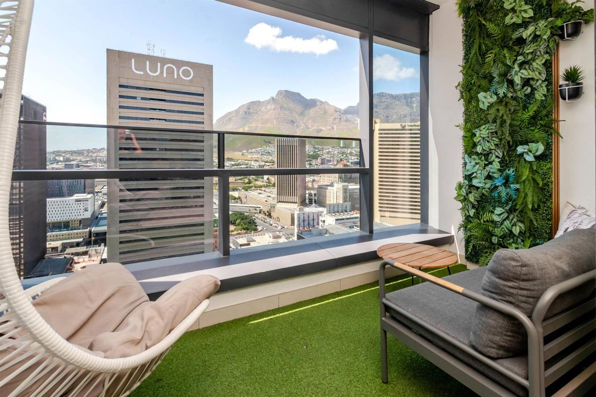 Apartment For Sale in Cape Town City Centre, Cape Town - Photo 4