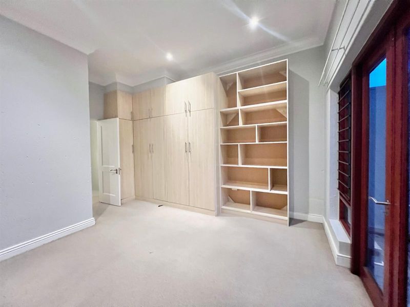 2-Bedroom Top Floor Apartment with Low Levies In Morningside's Best Location - Photo 9