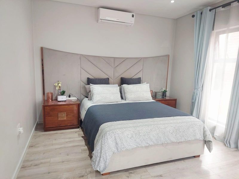 MODERN FAMILY LIVING WITH ENTERTAINMENT APPEAL | THE WRENS, CARLSWALD - Photo 6