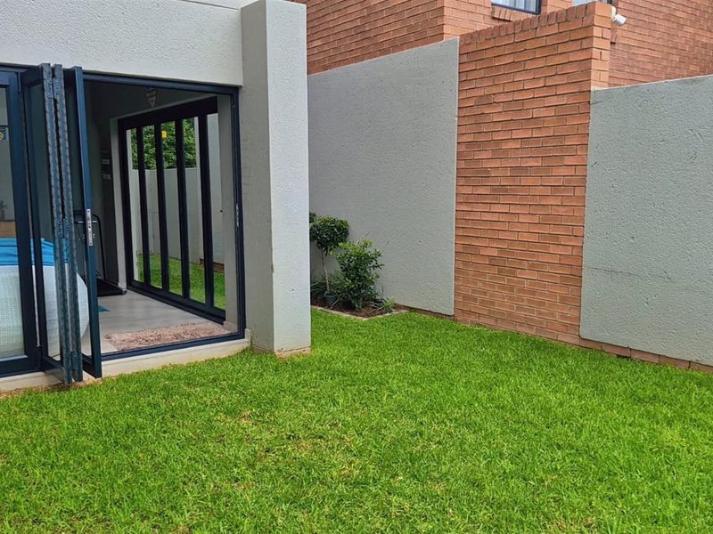 MODERN FAMILY LIVING WITH ENTERTAINMENT APPEAL | THE WRENS, CARLSWALD - Photo 4