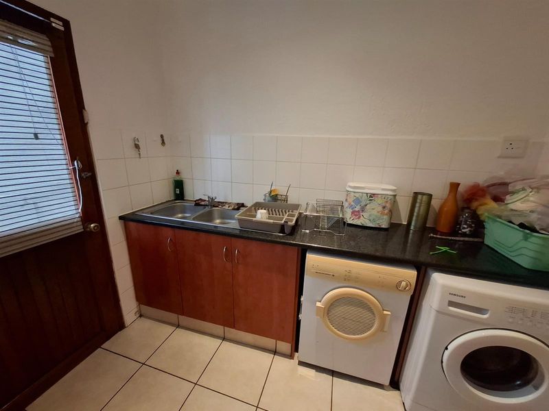 2 Bedroom apartment in Margate to Rent - Photo 8