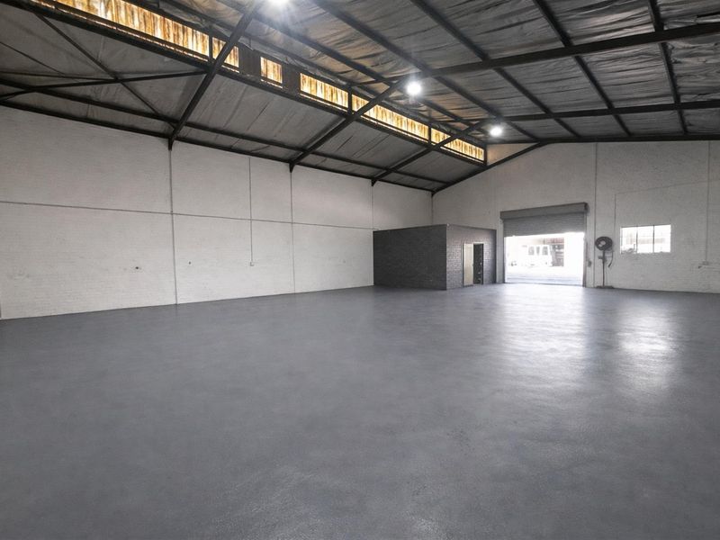 Well-Situated Warehouse To Rent in Montague Gardens - Photo 2
