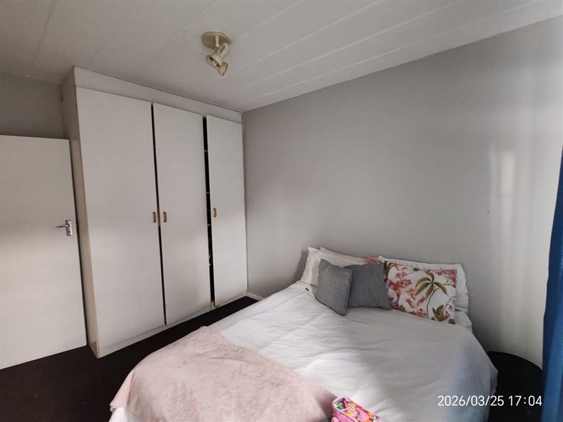 2 Bedroom Ground Floor Apartment To Rent - Photo 9