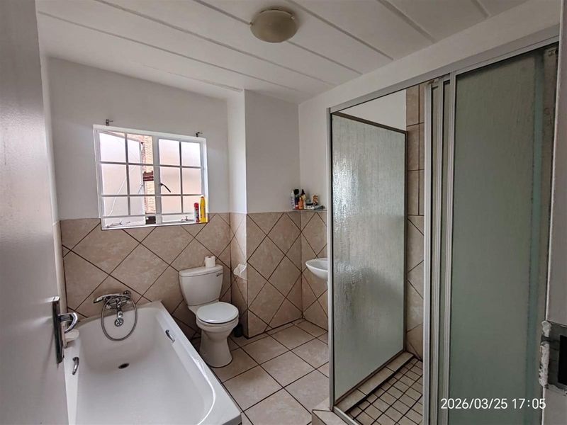 2 Bedroom Ground Floor Apartment To Rent - Photo 10