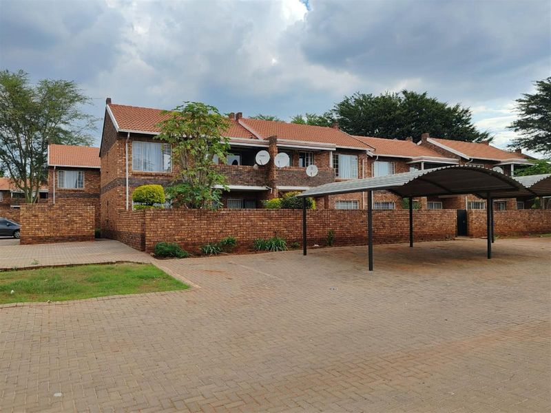 2 Bedroom Apartment for Sale in Clarina (The Investor/ Starter Home) - Photo 2