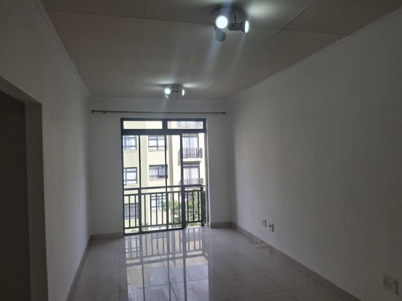 Apartment To Rent in Umhlanga Ridge, Umhlanga, KwaZulu Natal - Photo 2