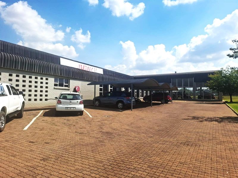 Commercial Property To Let - Photo 5