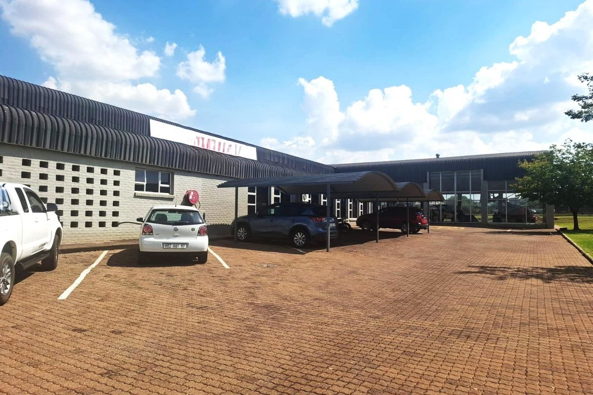 Commercial Property To Let - Photo 5