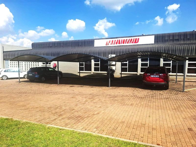 Commercial Property To Let - Photo 6