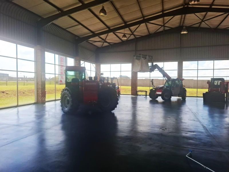 Commercial Property To Let - Photo 4