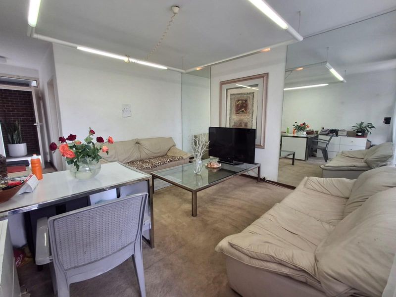 Apartment For Sale in Bryanston Hills - Photo 3