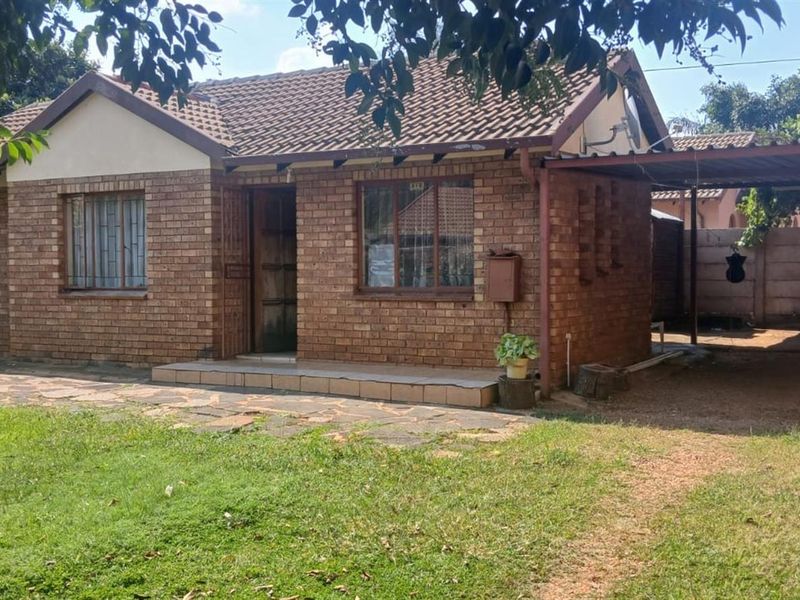Cosy home For Sale in Hesteapark, Akasia - Photo 1