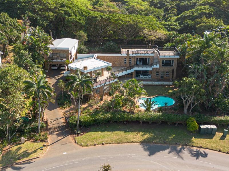 Luxury Home For Sale in Sheffield Beach, Ballito, KwaZulu Natal - Photo 2