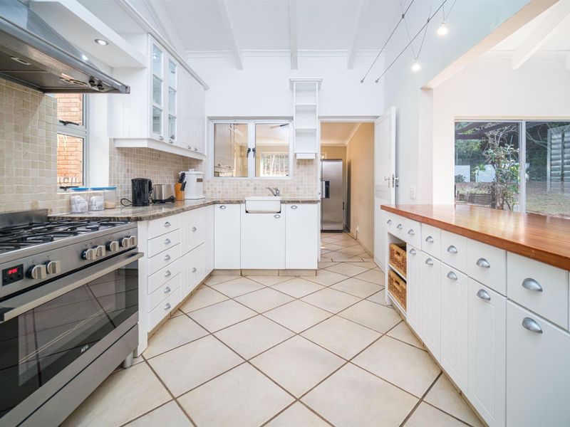 Luxury Home For Sale in Sheffield Beach, Ballito, KwaZulu Natal - Photo 10