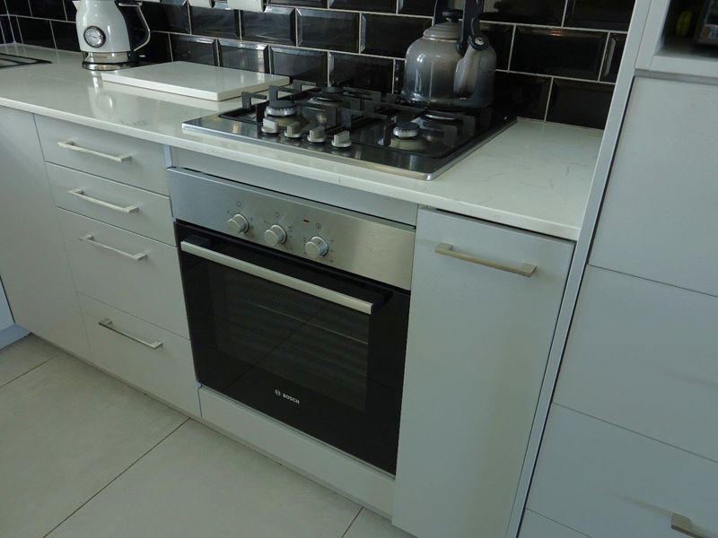 House For Sale in Laguna, Langebaan - Photo 8