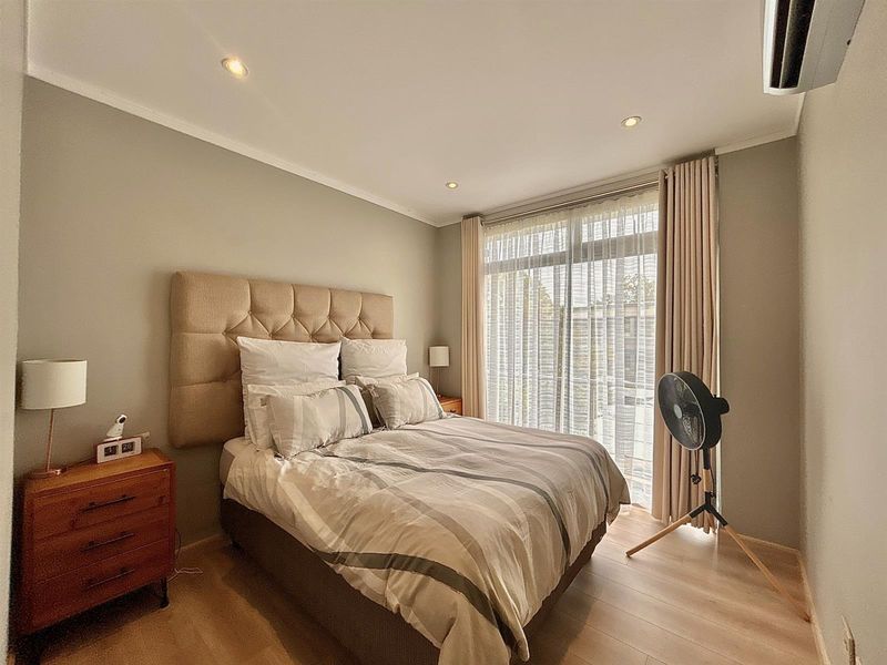 Elegant 2 Bedroom Apartment  in Sandhurst - Photo 8