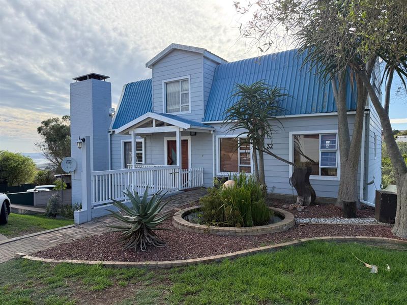 Urgent Emigration | Dual Living Coastal Home in Dana Bay - Photo 1