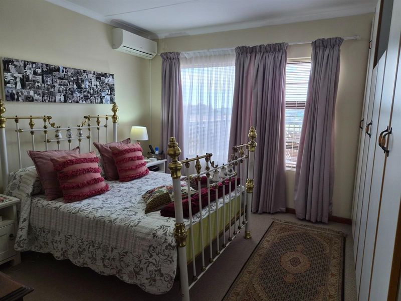 Secure Living with Low Levies. - Photo 7