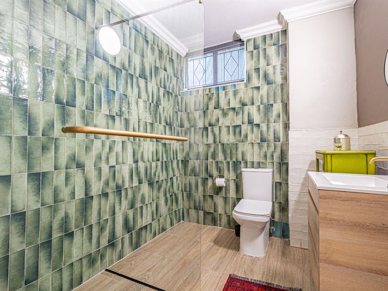 3Bed - 2Bath, Fully Furnished Apartment For Sale in Atholhurst, Sandton - Photo 10