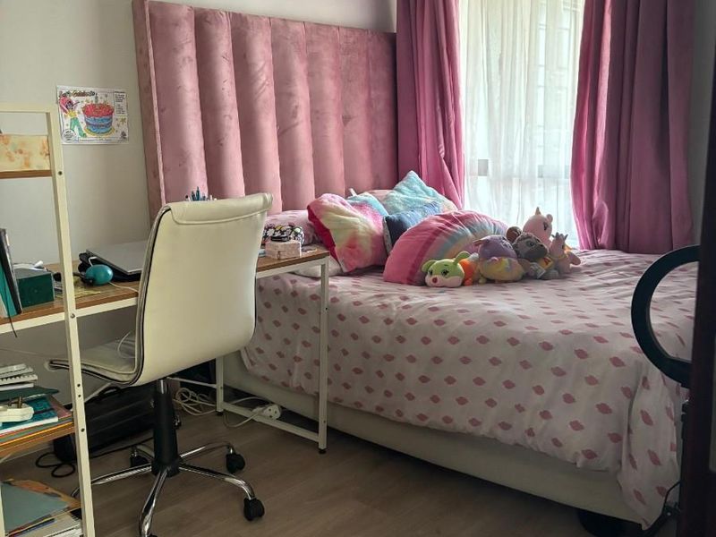 2Bed,1 Bath Apartment For Sale in Fourways, Sandton - Photo 3