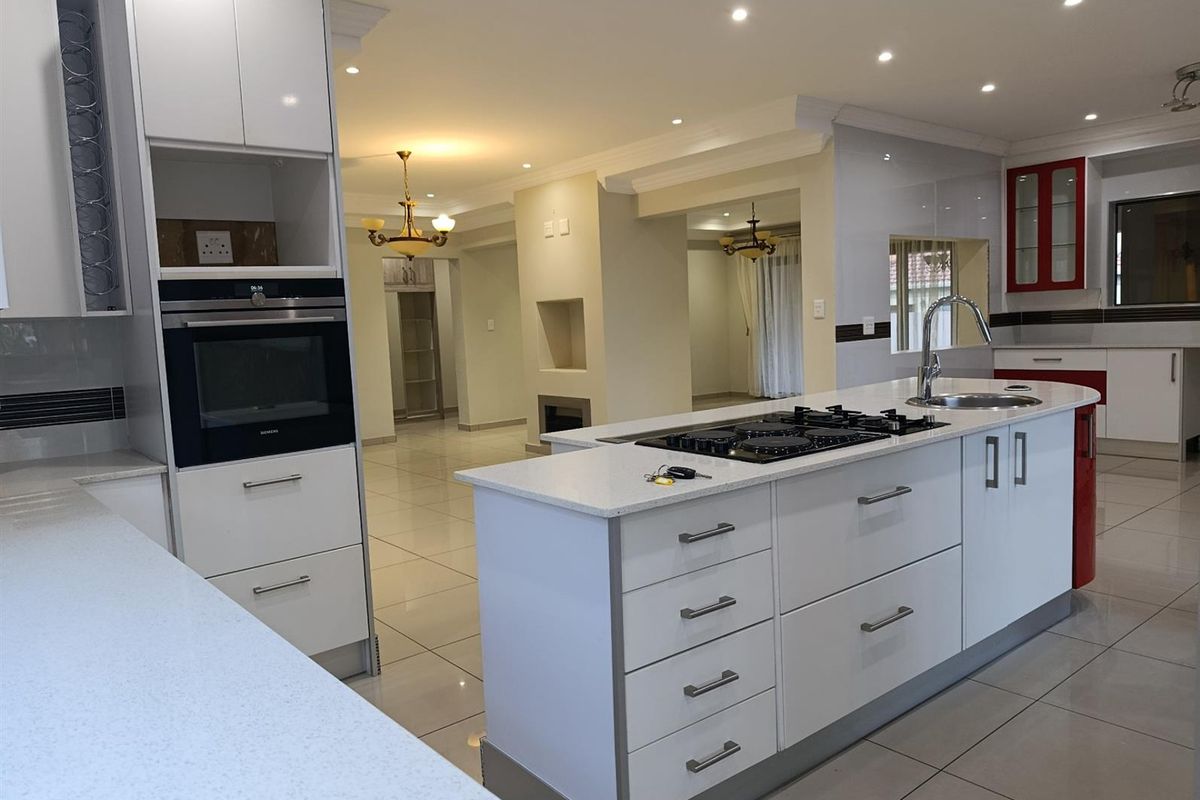 House To Rent in Stone Ridge Country Estate - Photo 3