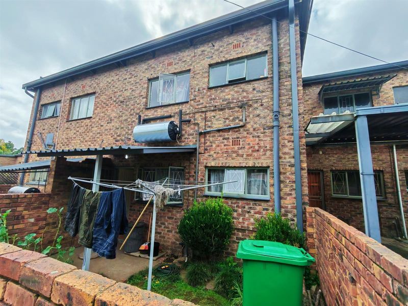 Duplex For Sale in Middelburg Central, Middelburg - Photo 2