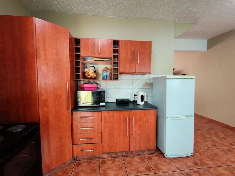 Duplex For Sale in Middelburg Central, Middelburg - Photo 9