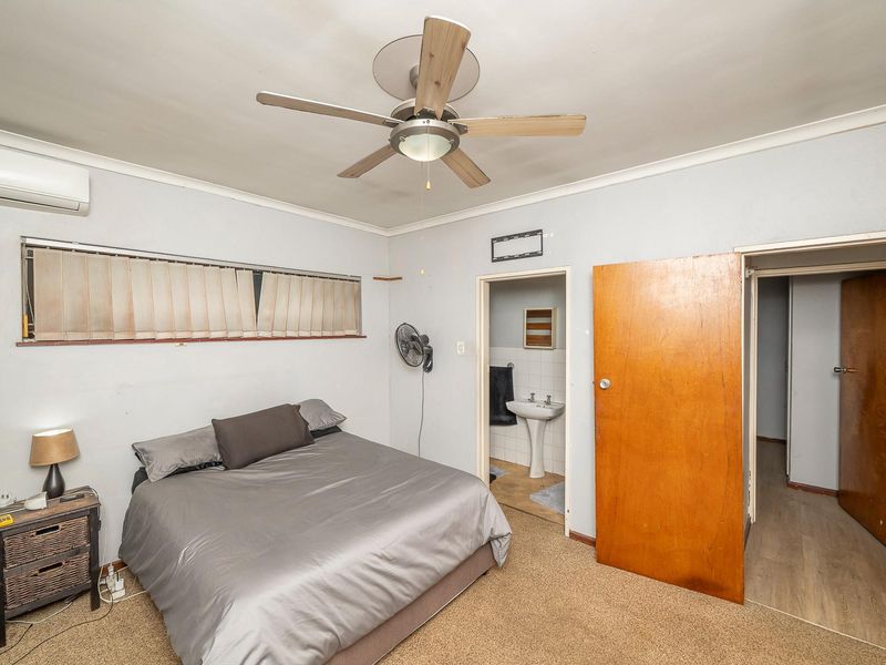 Lovely family home in quite neighborhood - Photo 2