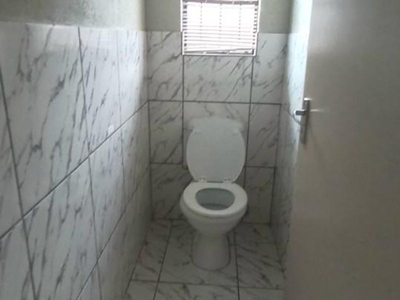 3 bedroom house available for rental immediately - Photo 10