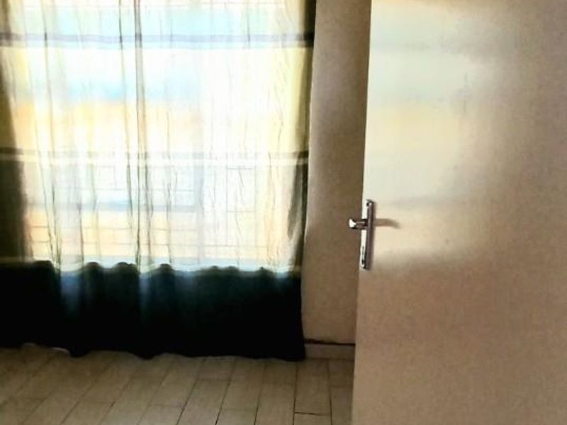 SPACIOUS 3 bedroom house available in Soshanguve block vv for Rental - Photo 8
