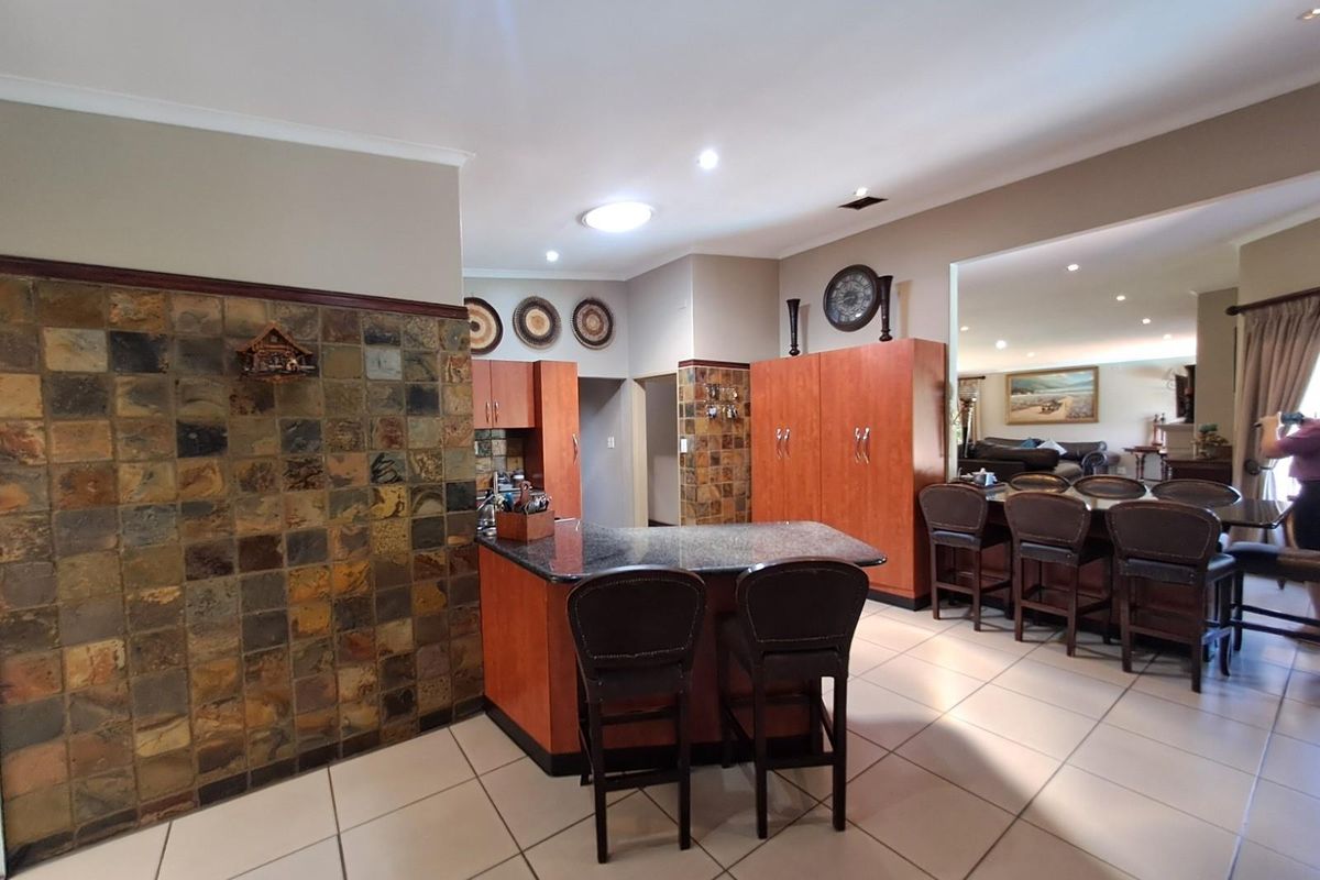 Business For Sale in Sinoville, Pretoria - Photo 3