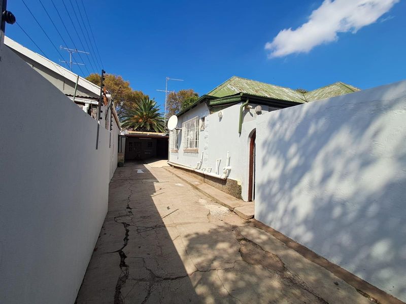 Commercial Property Draft in Bellevue East Bellevue Johannesburg Gauteng - Photo 3