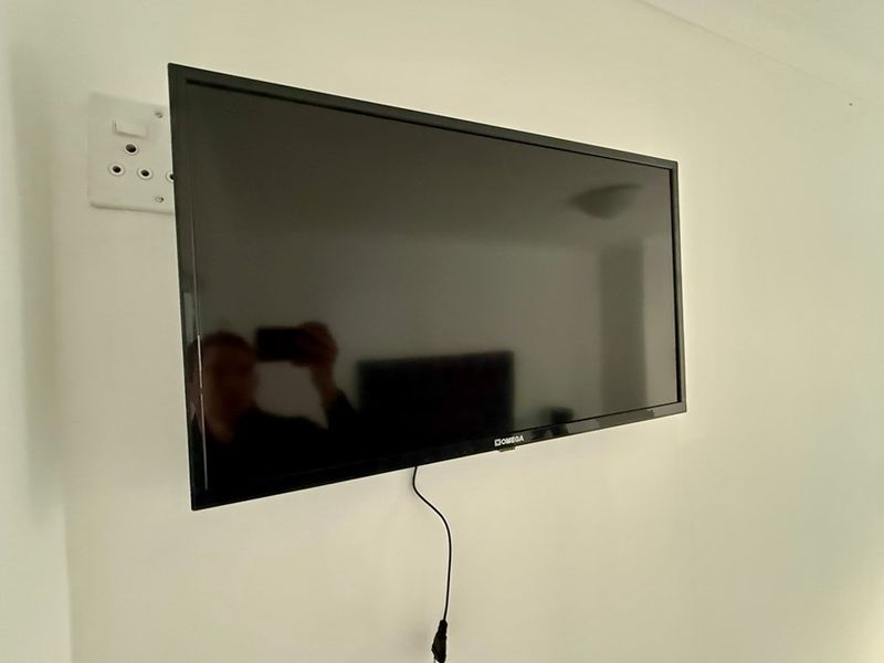 Fully Furnished Flatlet in Tijgerhof for min 12-month lease - Photo 8