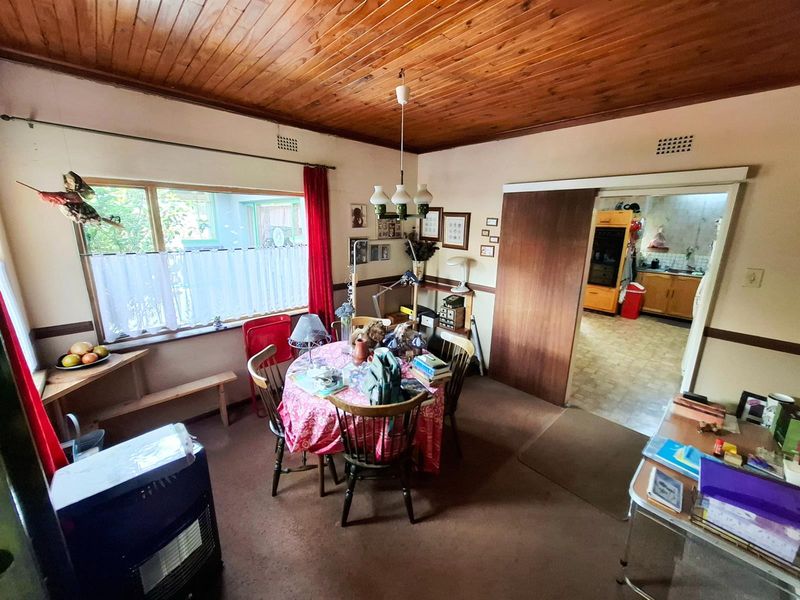 SOLE MANDATE - A HOME FILLED WITH SPACE, HEART and ENDLESS POTENTIAL IN KANONKOP - Photo 9