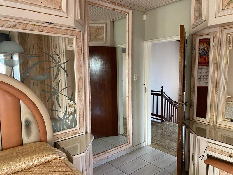 4 Bedroom House For Sale - Photo 4