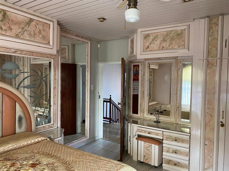 4 Bedroom House For Sale - Photo 8