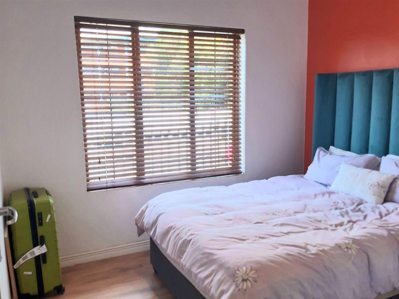 3 bedroom, 2 bathroom with pool - Sharonlea in secure Estate - Photo 8