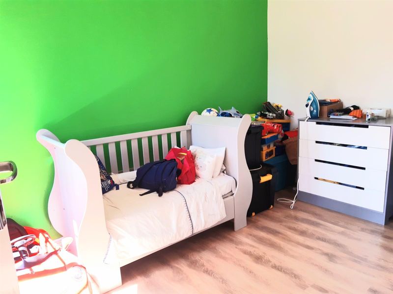 3 bedroom, 2 bathroom with pool - Sharonlea in secure Estate - Photo 10