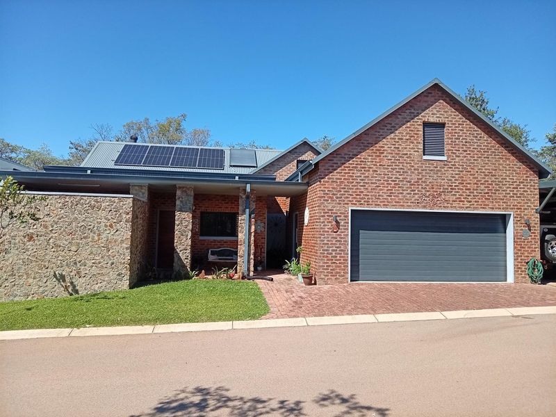 House For Sale in Negester Klein-Kariba, Bela Bela - Photo 2