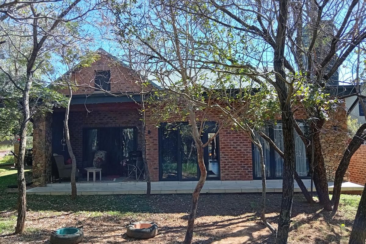 House For Sale in Negester Klein-Kariba, Bela Bela - Photo 5