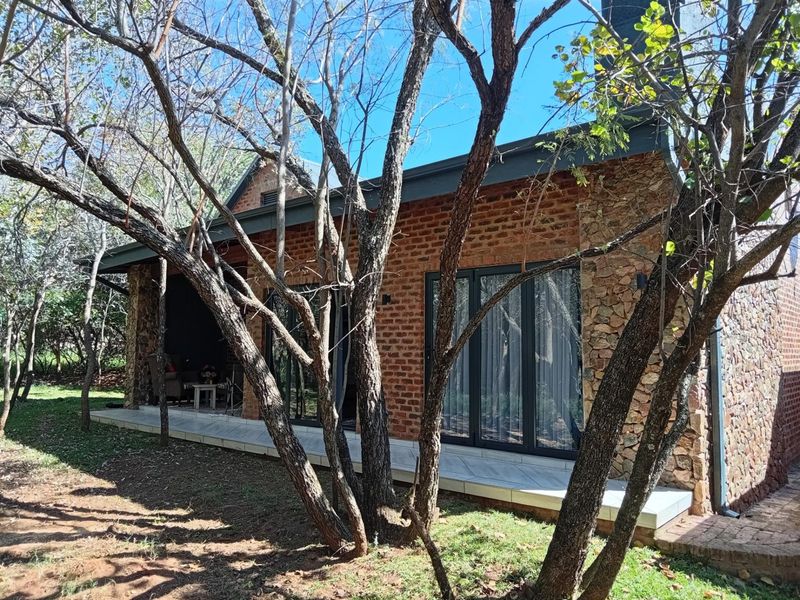 House For Sale in Negester Klein-Kariba, Bela Bela - Photo 7