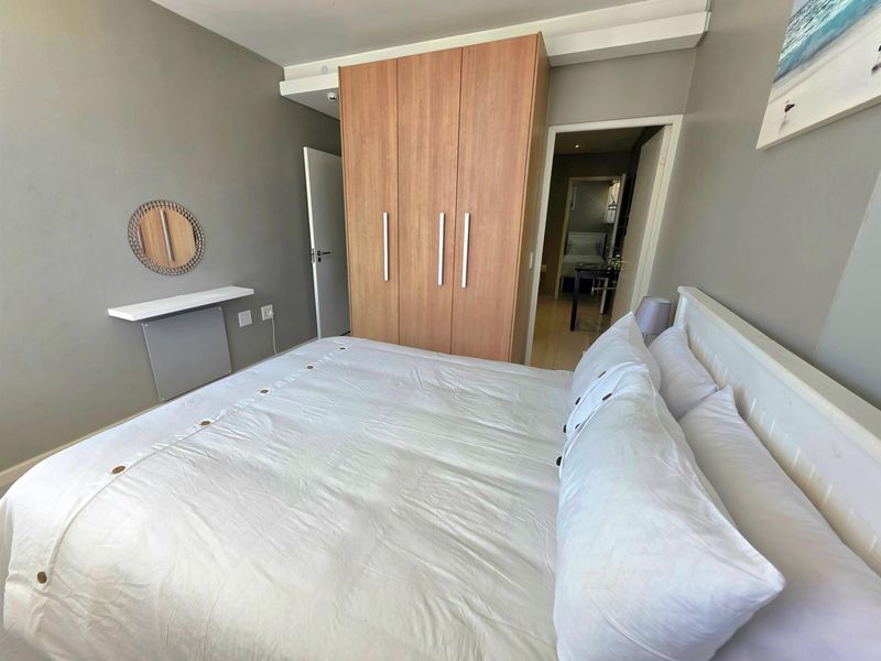 2 Bedroom beachfront Apartment - Photo 6