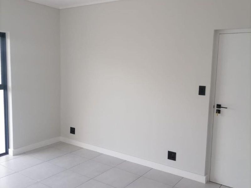 1 Bed,1 Bath apartment for rent in Kyalami - Photo 3